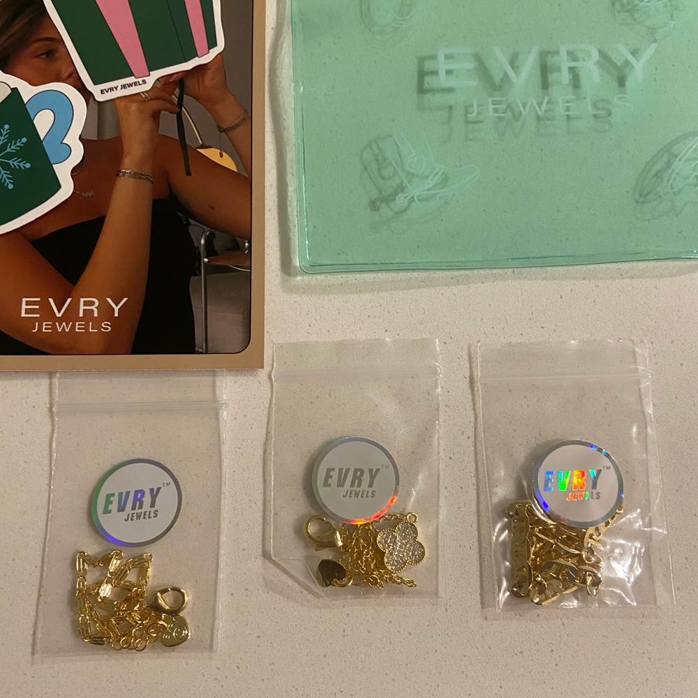Evry Jewels 3 pack of bracelets